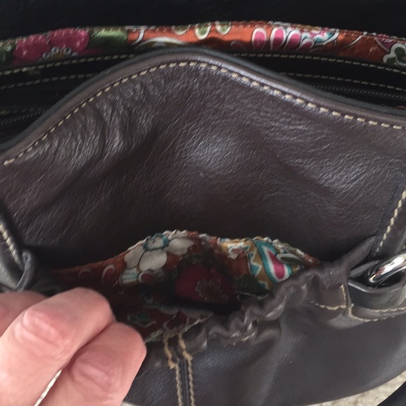 TIGNANELLO Medium Brown Shoulder Bag - Picture 6 of 7